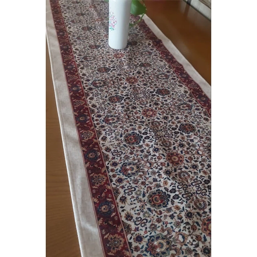 رومیزی مخمل مُحنا