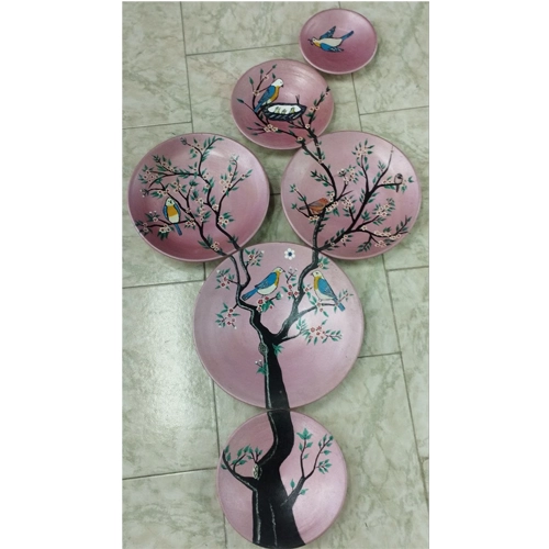 دیوارکوب سفالی پازلی طرح پرنده و درخت – صورتی متالیک (۶ تکه)